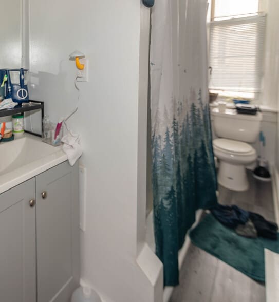 More Photos Of 50 W Biddle St, Baltimore Apartments For Sale