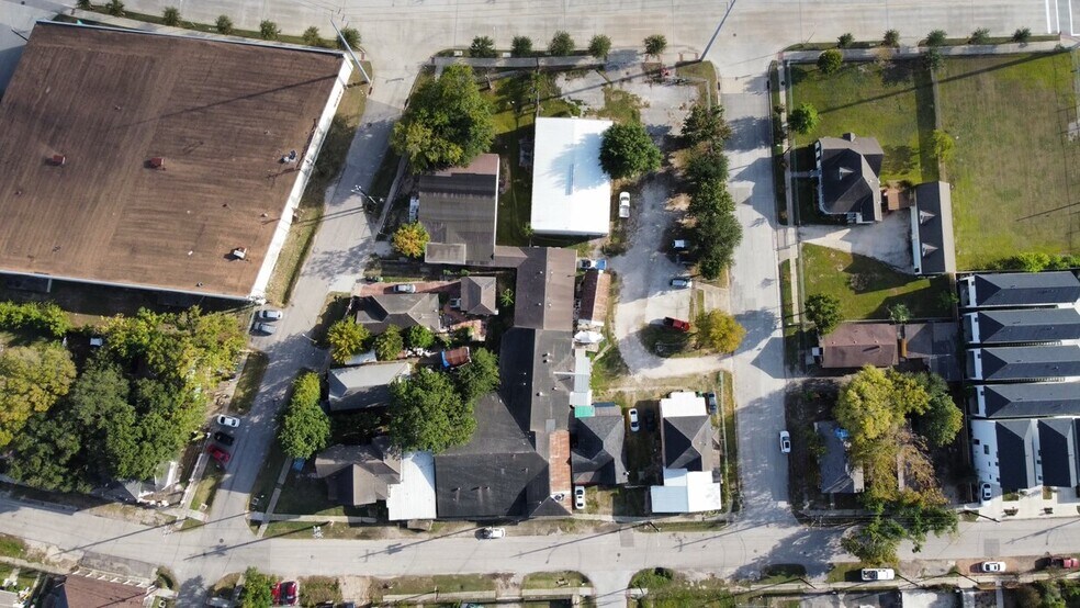 More Photos Of 1206 Brooks St, Houston Land For Sale