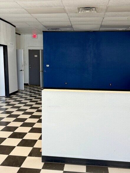 More Photos Of 1212-1222 Melbourne Rd, Hurst Unknown For Lease