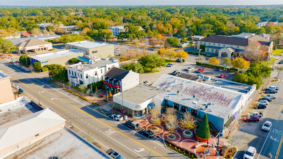 More Photos Of 12 Section St N, Fairhope Storefront For Lease