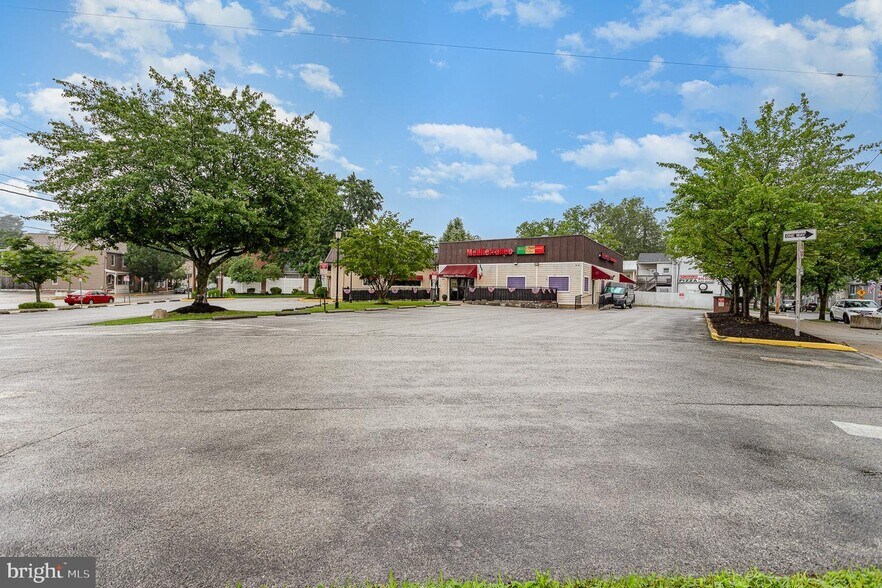 More Photos Of 132 W Main St, Westminster Restaurant For Sale