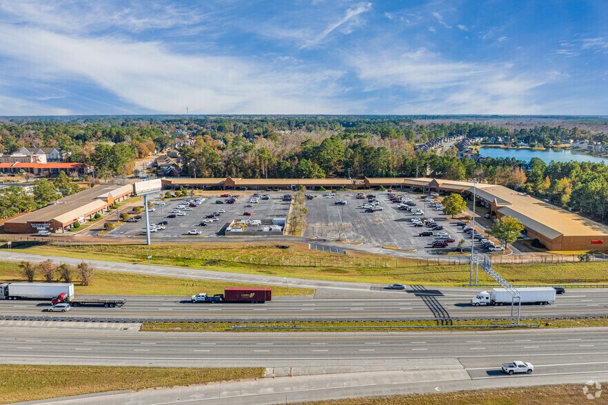 More Photos Of 11 Gateway Blvd S, Savannah Unknown For Lease