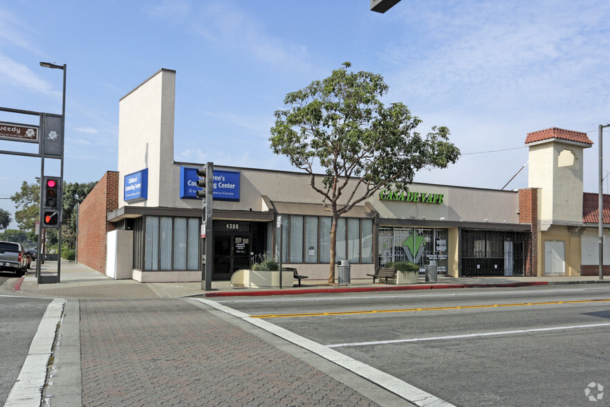 Primary Photo Of 4382-4390 Tweedy Blvd, South Gate Storefront For Lease