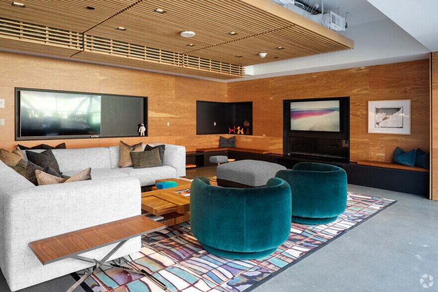 More Photos Of 1661 Market St, Denver Apartments For Lease