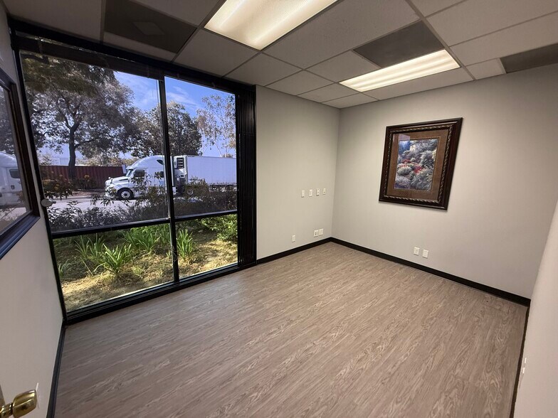 More Photos Of 5313 2nd St, Irwindale Warehouse For Lease