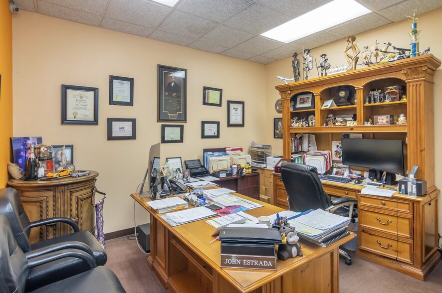 More Photos Of 17408 Chatsworth St, Granada Hills Office For Sale