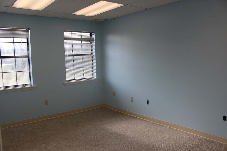 More Photos Of 5000 W 4th St, Hattiesburg Medical For Lease