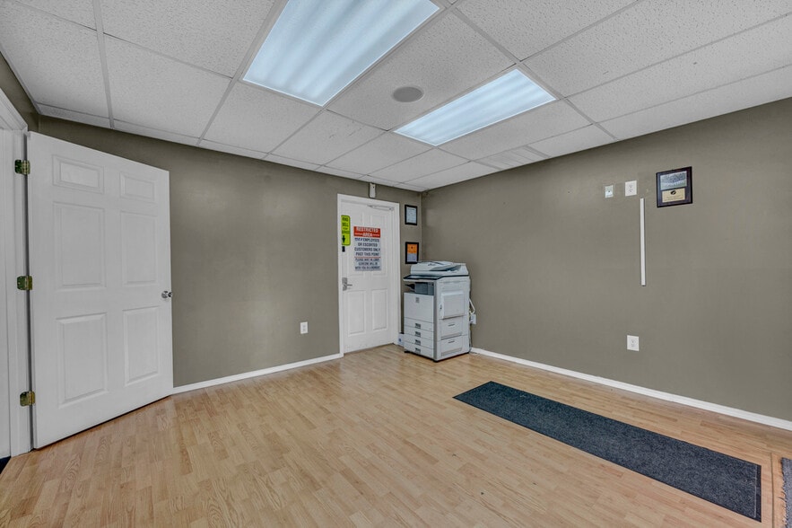 More Photos Of 53 Oakley Ave, Odenville Industrial For Sale