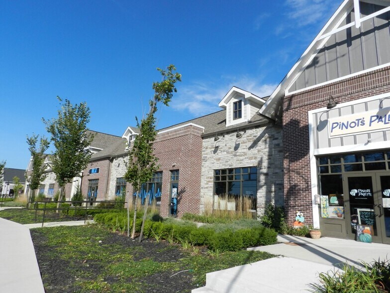 More Photos Of 170 W Olentangy St, Powell Storefront For Lease