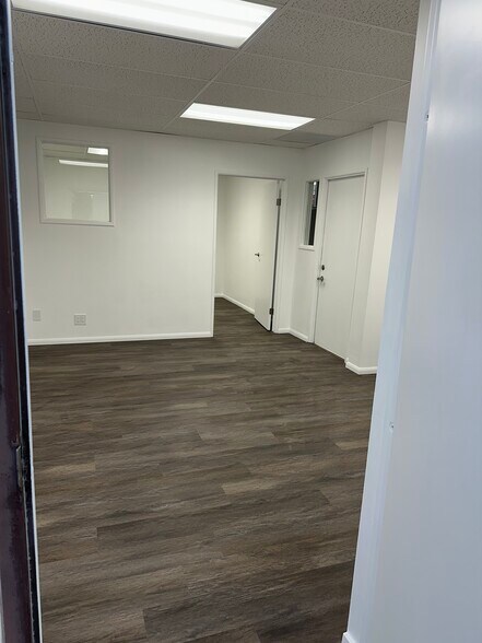 More Photos Of 12408 Carson St, Hawaiian Gardens Industrial For Lease