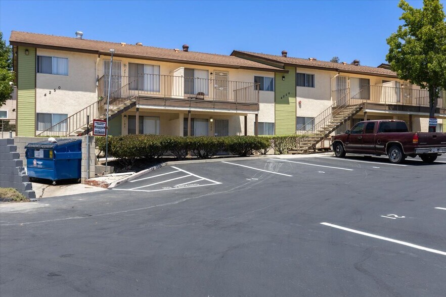 More Photos Of 4250 Beyer Blvd, San Ysidro Apartments For Sale