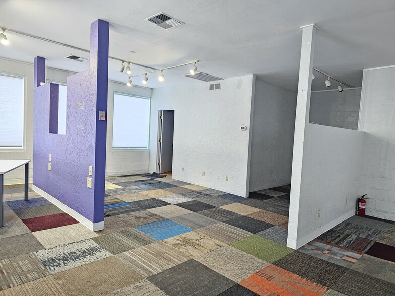 More Photos Of 21298 Calistoga rd, Middletown Storefront Retail Residential For Sale