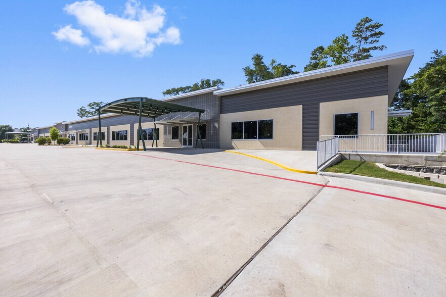 More Photos Of 603 S Conroe Medical Dr, Conroe Medical For Lease