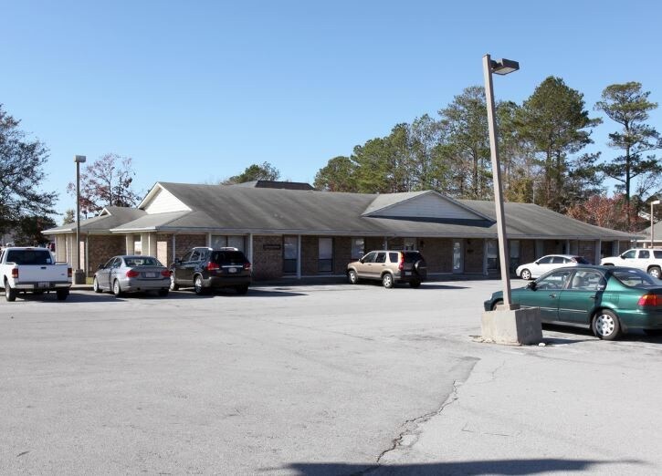 More Photos Of 1703 Country Club Rd, Jacksonville Medical For Lease