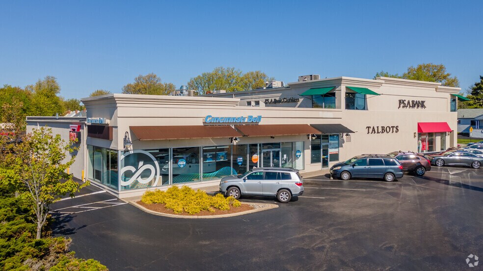 Primary Photo Of 7565 Kenwood Rd, Cincinnati Office For Lease
