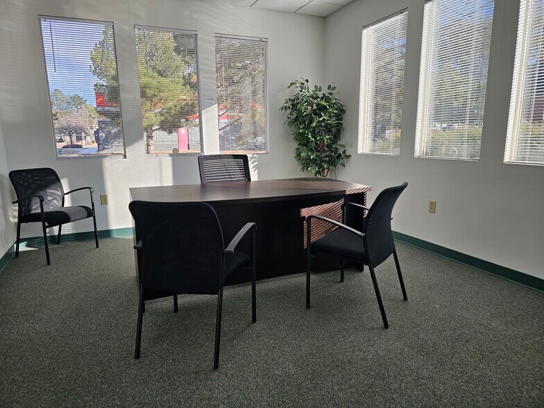 More Photos Of 2220 S Fraser St, Aurora Office For Sale