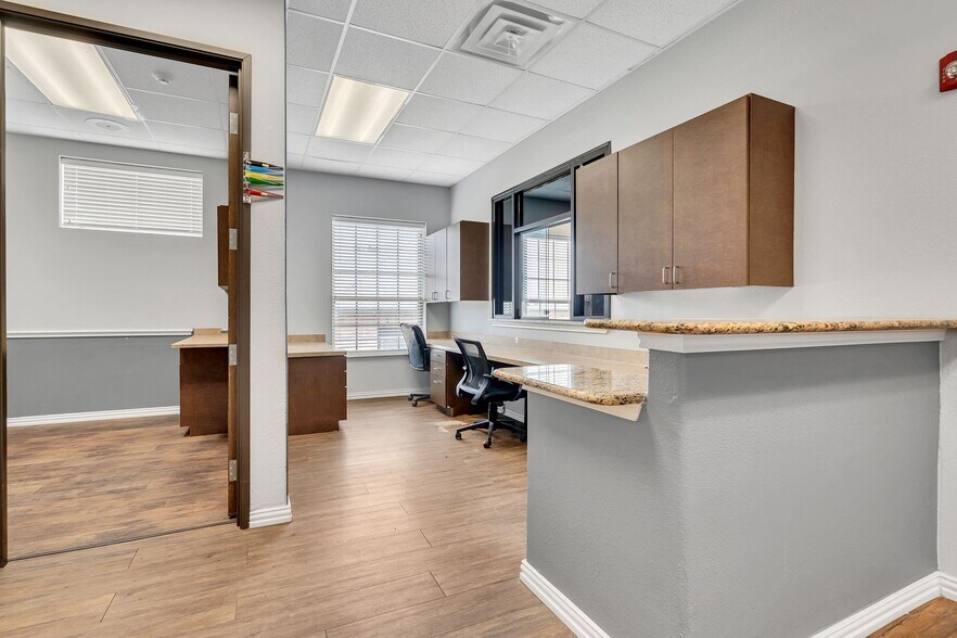 More Photos Of 2321 Olympia Dr, Flower Mound Medical For Sale