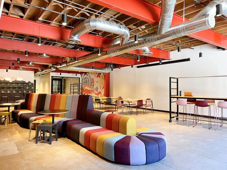 More Photos Of 155 S Fair Oaks Ave, Pasadena Office For Lease