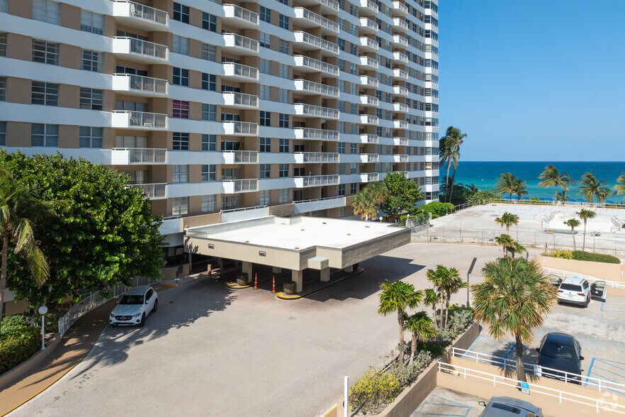 More Photos Of 1980 S Ocean Dr, Hallandale Beach Apartments For Lease