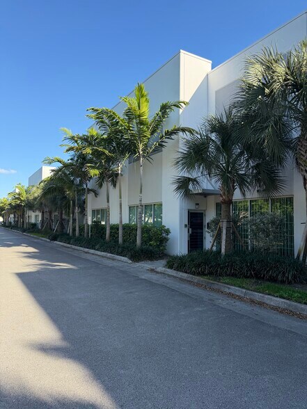More Photos Of 4445-4461 nw 97 ave, Doral Industrial For Lease