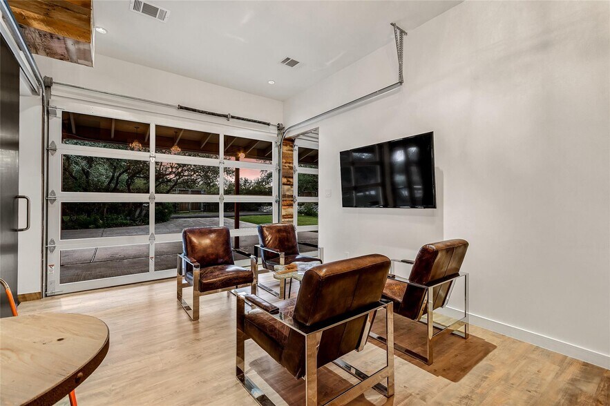 More Photos Of 2606 Ranch Road 620 N, Austin Loft Creative Space For Sale