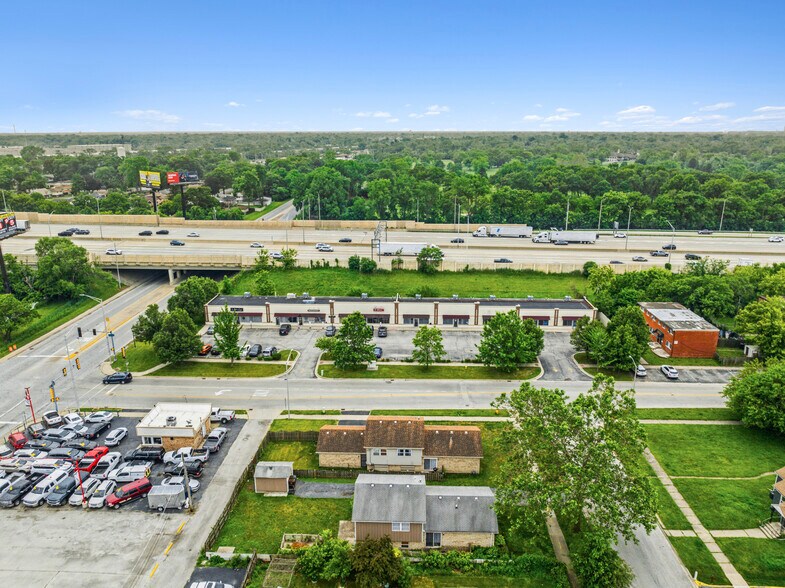 More Photos Of 17100 S Dixie Hwy, Hazel Crest Storefront For Sale