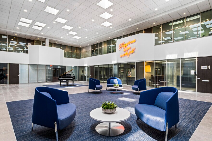 More Photos Of 3104 Edloe St, Houston Office For Sale