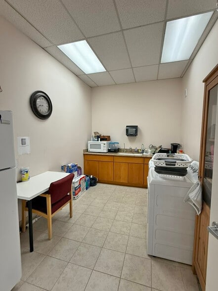 More Photos Of 22235-22241 Greater Mack Ave, Saint Clair Shores Office For Lease