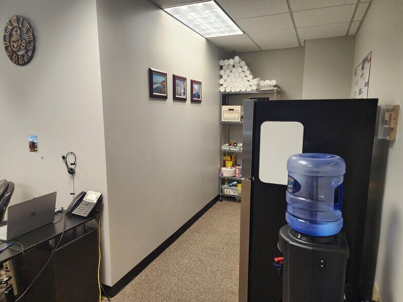 More Photos Of 3505 E Frontage Rd, Tampa Office For Lease