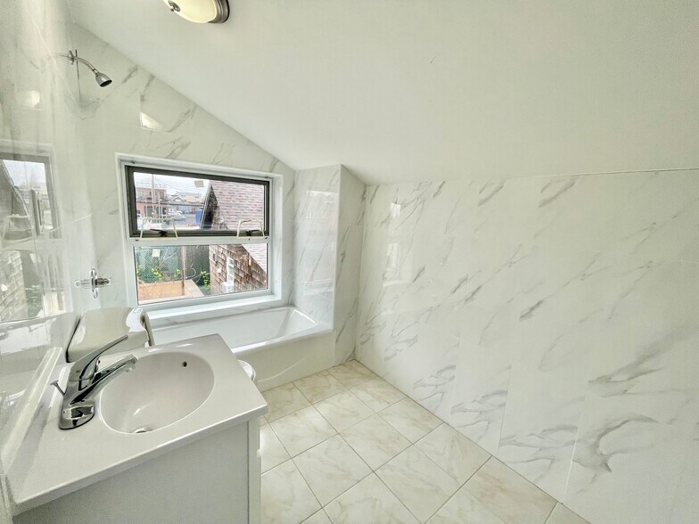 More Photos Of 150-30 12th Ave, Whitestone Apartments For Sale