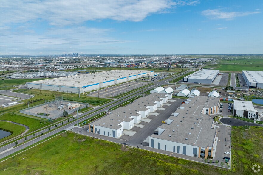 More Photos Of 9870 70 St SE, Calgary Warehouse For Sale
