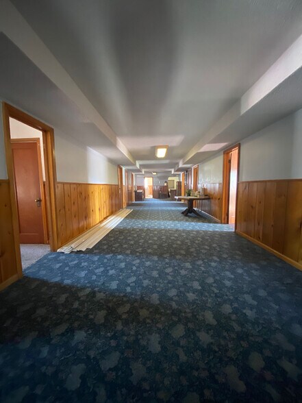 More Photos Of 112 N Main St, Cascade Restaurant For Sale