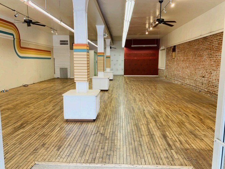 More Photos Of 247 Main St, Chico Storefront For Lease