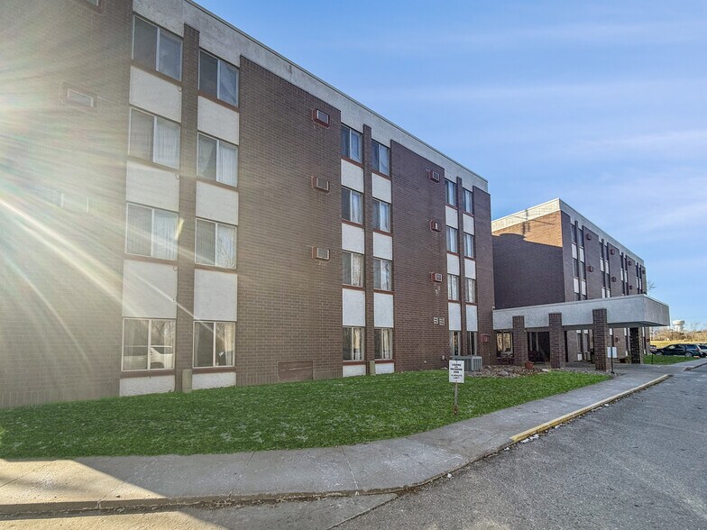 Primary Photo Of 1020 Shamrock Ln, Centerville Multifamily For Sale