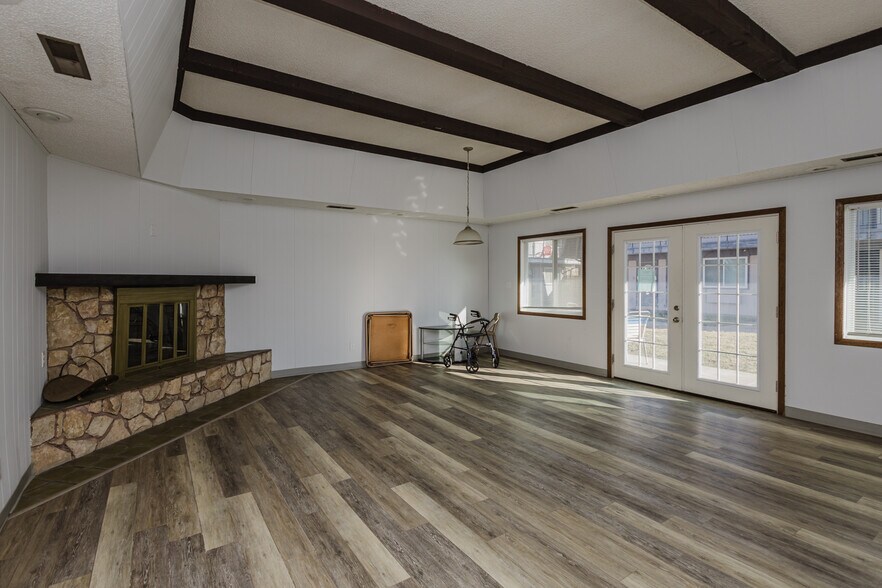 More Photos Of 3007 Sierra Pky, Hutchinson Apartments For Sale