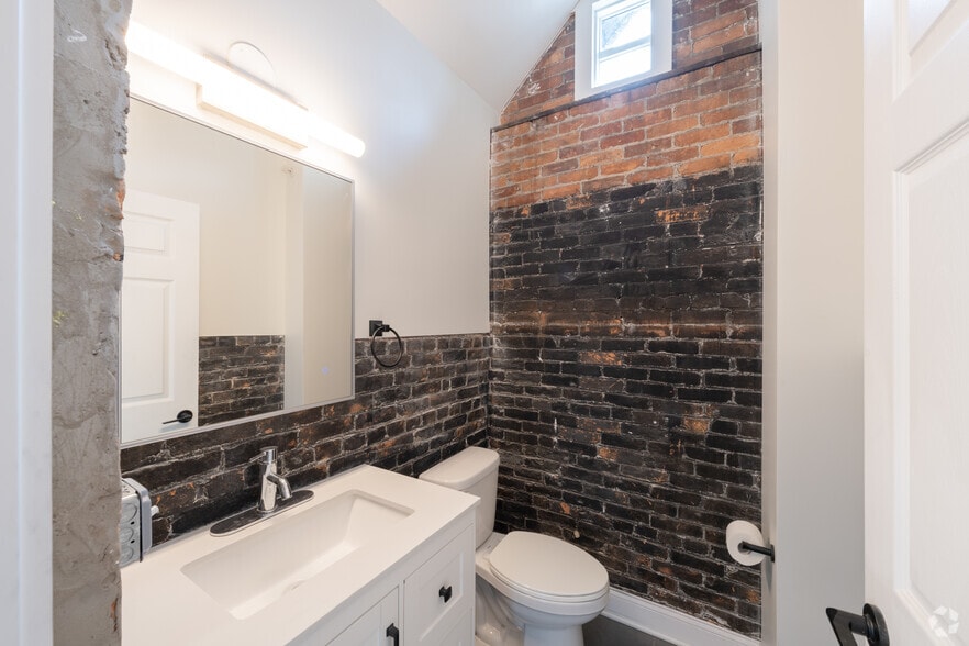 More Photos Of 204 High St, Buffalo Apartments For Sale
