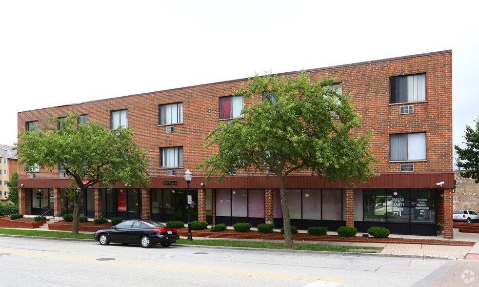 More Photos Of 13 W Main St, Bensenville Apartments For Lease