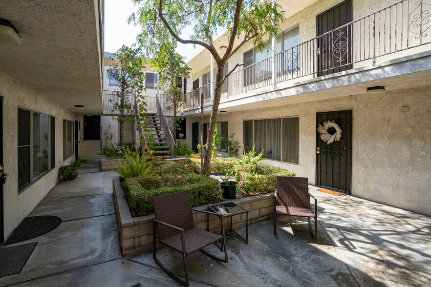 More Photos Of 12756 Venice Blvd, Los Angeles Apartments For Sale