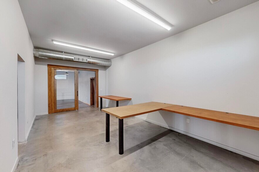 More Photos Of 314 El Pueblo Rd NW, Albuquerque Warehouse For Lease