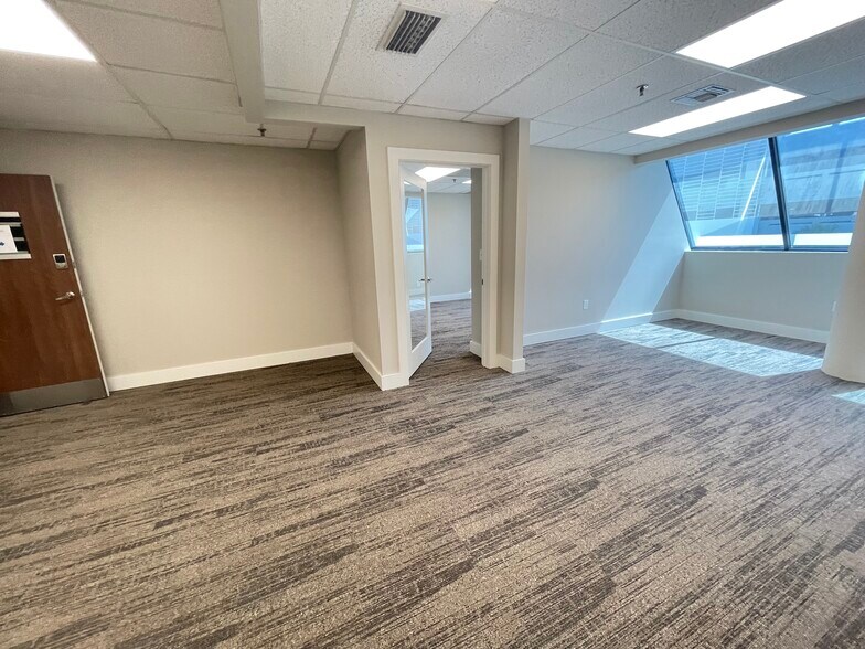 More Photos Of 633 S Andrews Ave, Fort Lauderdale Office For Lease