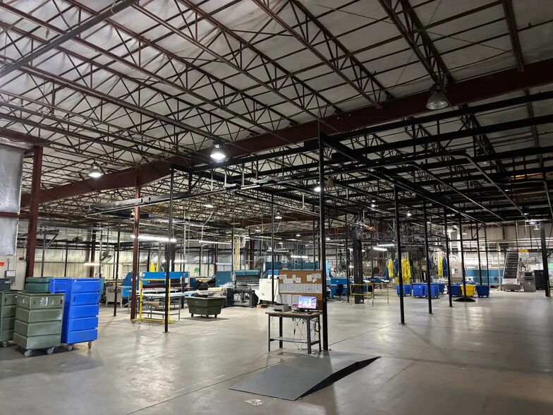 More Photos Of 1803 Commerce Rd, Louisville Manufacturing For Sale