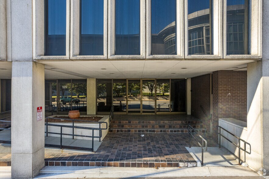 More Photos Of 525 W Capitol Ave, Little Rock Office For Sale