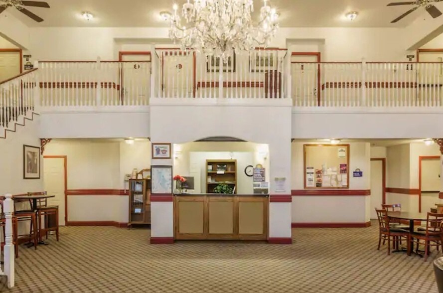 More Photos Of 271 Hanford St, Sutter Creek Hotel For Sale
