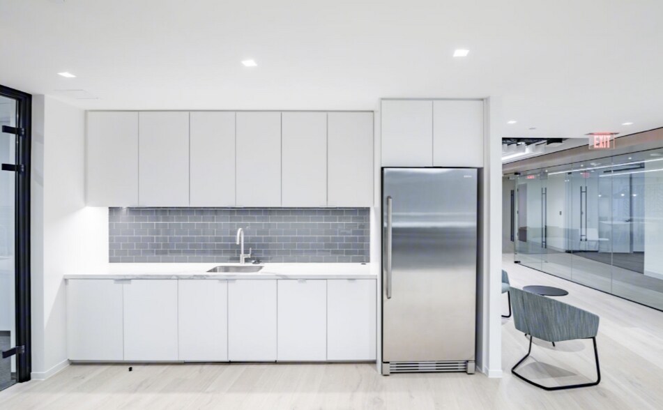 More Photos Of 1101 17th St NW, Washington Office For Lease