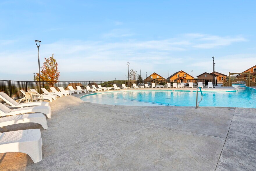 More Photos Of 129 Pioneer Peak, Kimberling City Specialty For Sale