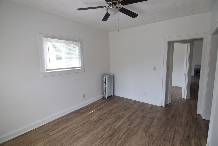 More Photos Of 9605 Lorain Ave, Cleveland Apartments For Sale
