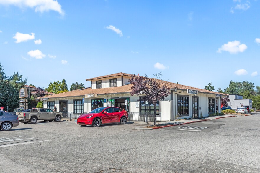 More Photos Of 14 Victor Sq, Scotts Valley Unknown For Lease