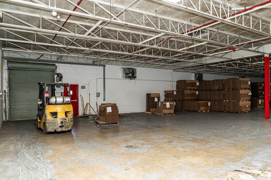 More Photos Of 2580 Highway 46, Heflin Warehouse For Sale