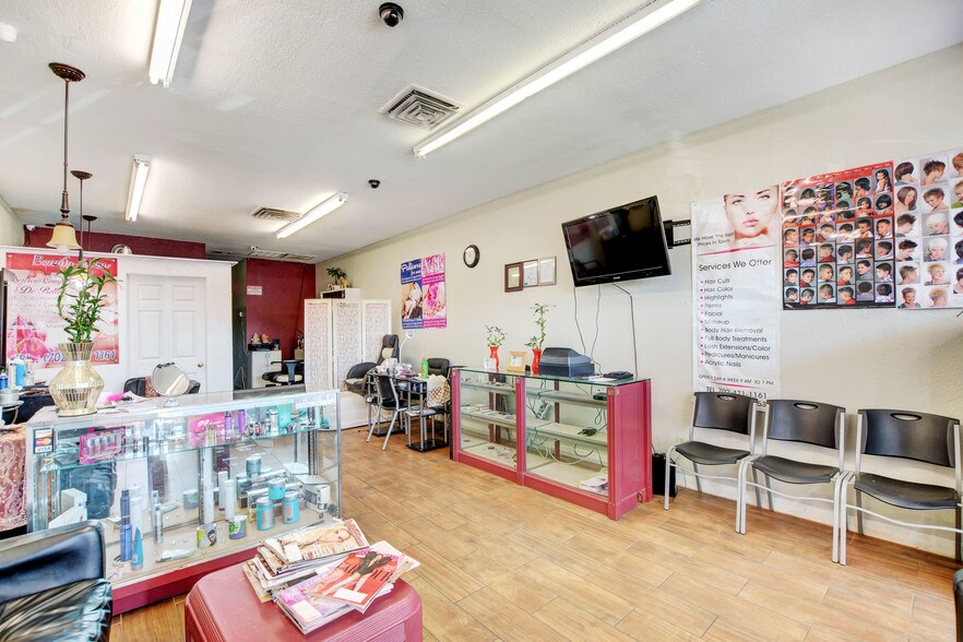 More Photos Of 1201 Stewart Ave, Las Vegas Freestanding For Sale