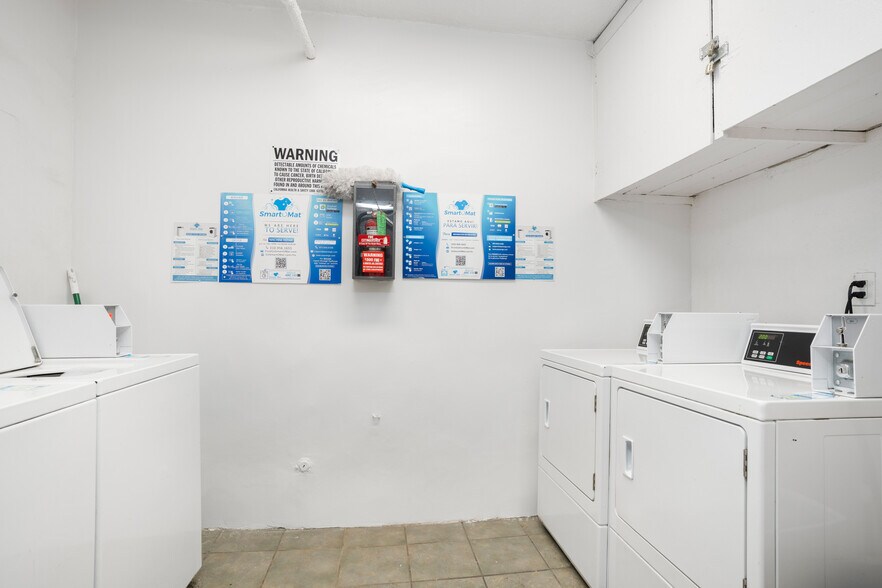 More Photos Of 6632 Darby Ave, Reseda Apartments For Sale